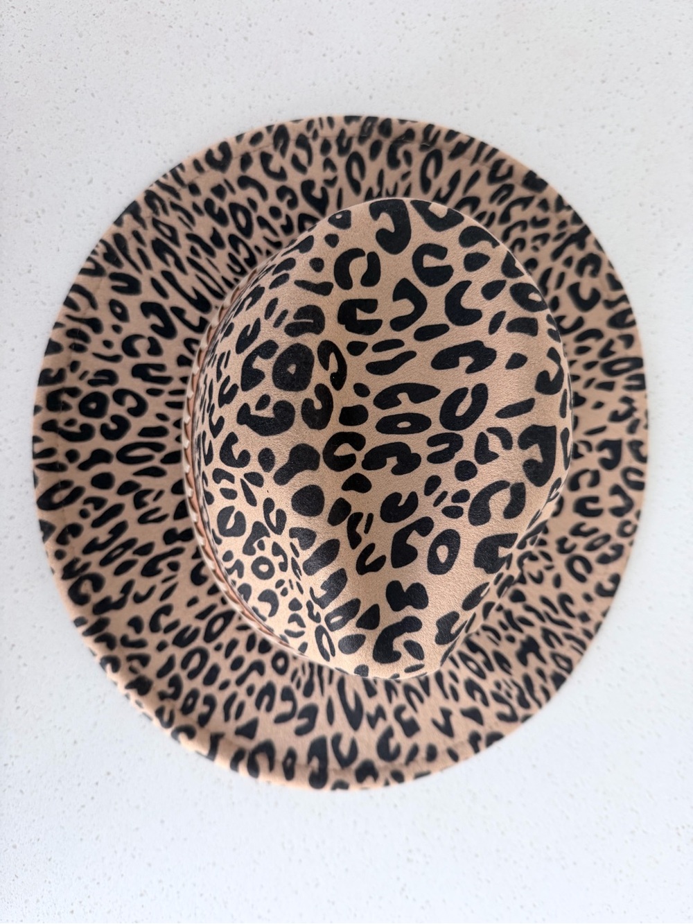 Women’s Leopard Print Wide-Brim Fedora Hat - Tan & Black